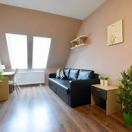 Apartment United Colors Of *