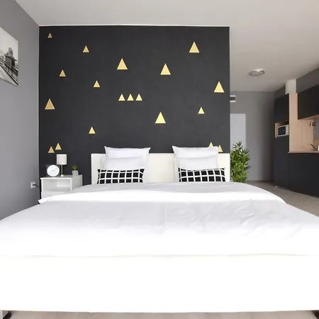 Apartment United Colors Of