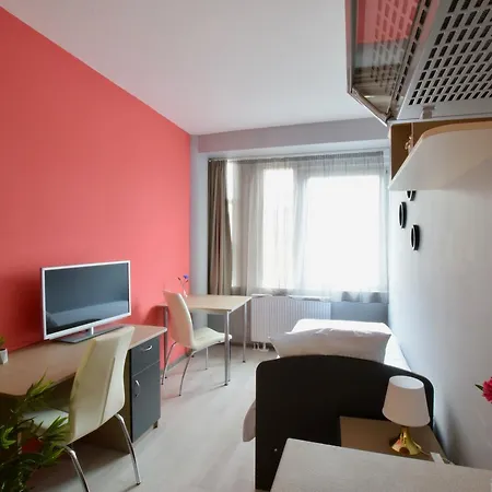 Apartment United Colors Of *
