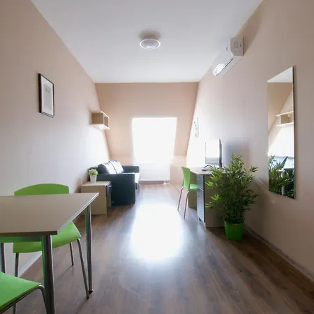 Apartment United Colors Of *