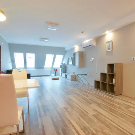 United Colors Of Apartment