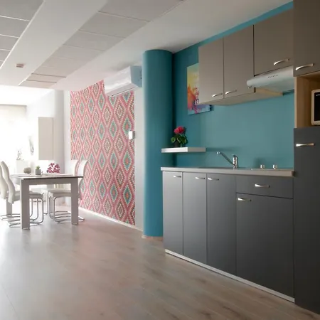 Apartment United Colors Of